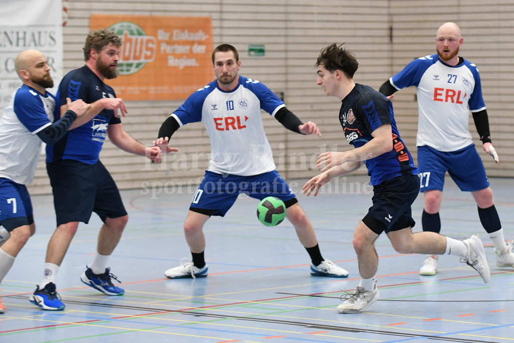 HC Deggendorf : TSV Simbach II   | Emil Baumann  (HC Deggendorf  #7); #hc10; und Michel Poek (HC Deggendorf #27 - Realisiert mit Pictrs.com