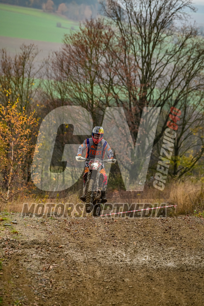 NZ8_4360 | grenznic640