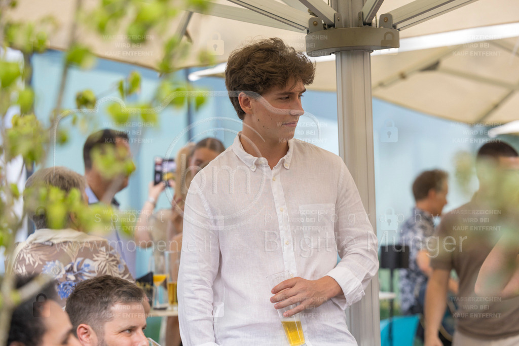 FeusiDiplomfeier_R6II3137 | Brigitte Münger / bmsportphotography - Realisiert mit Pictrs.com