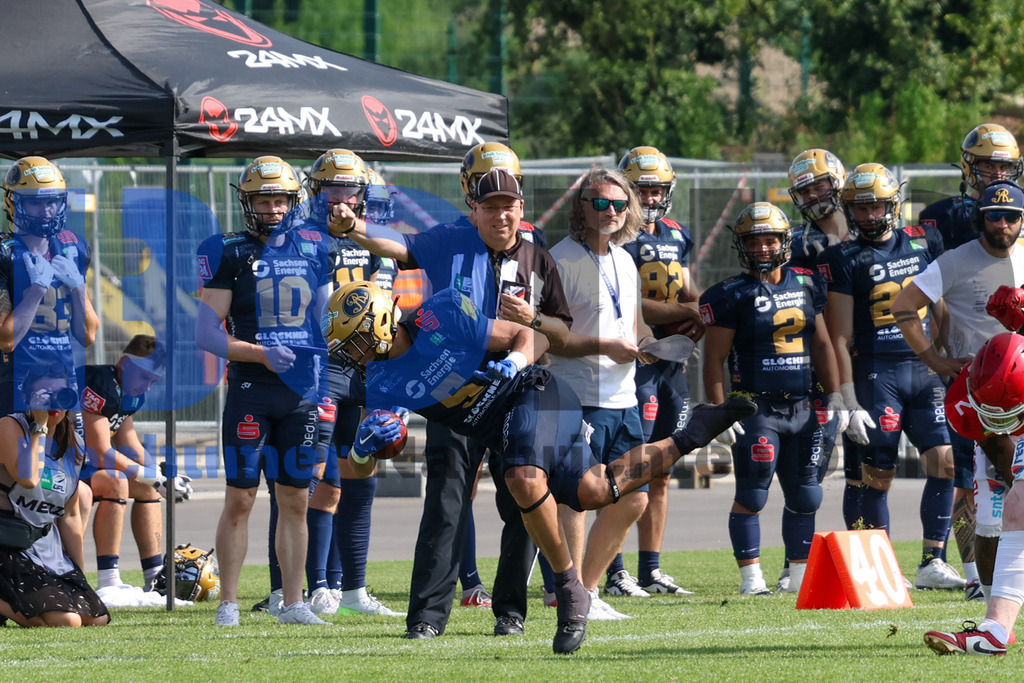 GFL: Potsdam Royals vs. Dresden Monarchs{date} -  | {headline}(Foto: Thomas Sobotzki / BOND) - Realisiert mit Pictrs.com