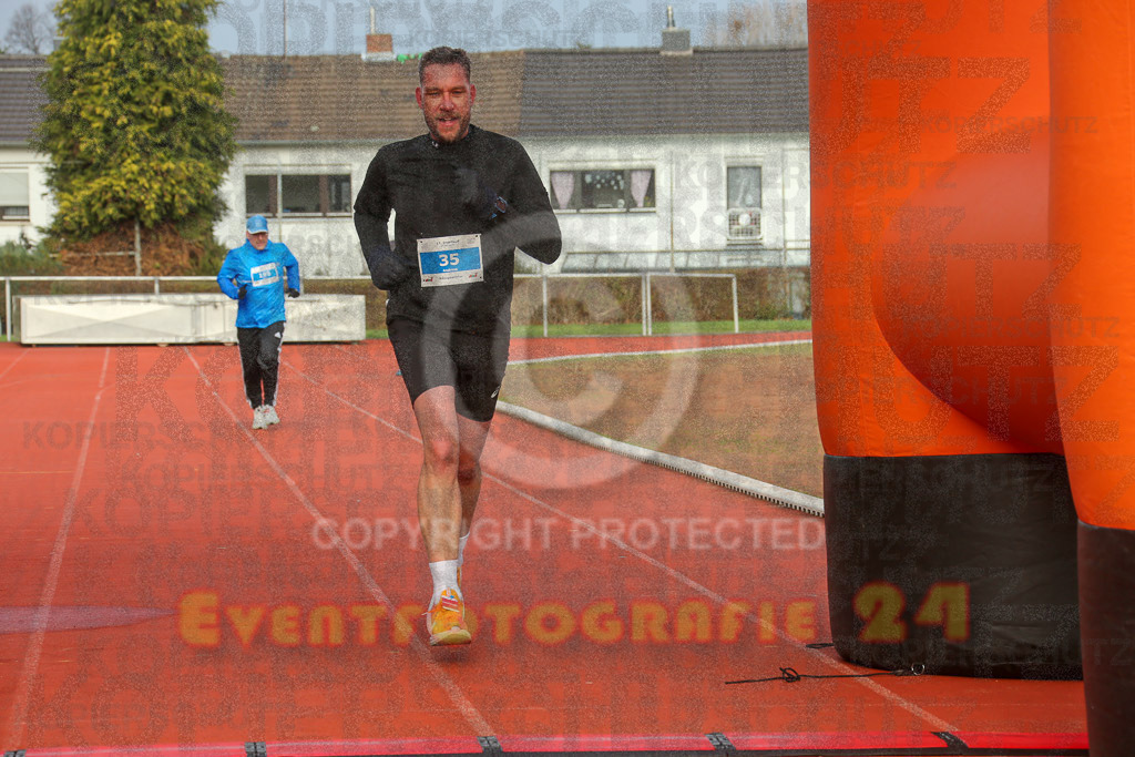 230129_1125_EX1_4886 | Sportfotografie im Rhein-Sieg Kreis, Köln, Bonn, NRW, Rheinland Pfalz, Hessen, etc. Unser Tätigkeitsfeld umfasst den Laufsport vom Volkslauf über den Marathon, Duathlon, Triathon bis zum Ultralauf wie Kölnpfad Ultra oder Schindertrail.