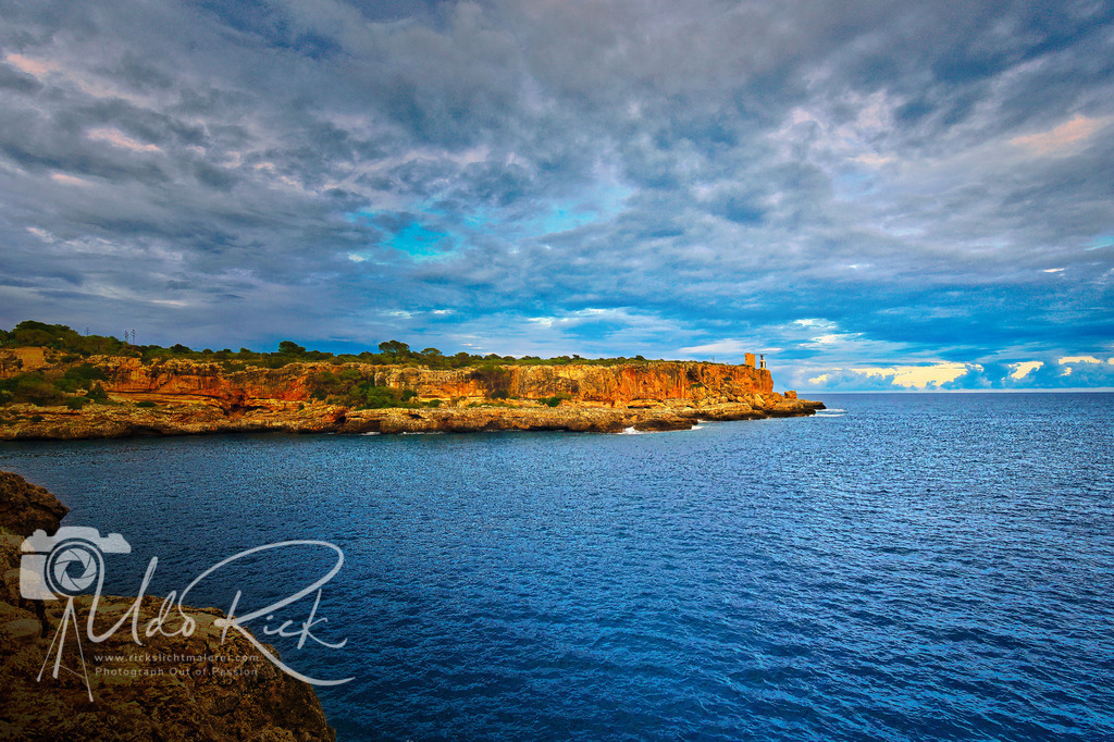 Buchten_(Calas)_Porto_Colom2 | Entdecken Sie Fotografie aus Leidenschaft: Auftragsfotografie, HD-Fotos, Geschenkartikel aus Ihren Bildern und vieles mehr. Beauftragen Sie uns für besondere Momente!
