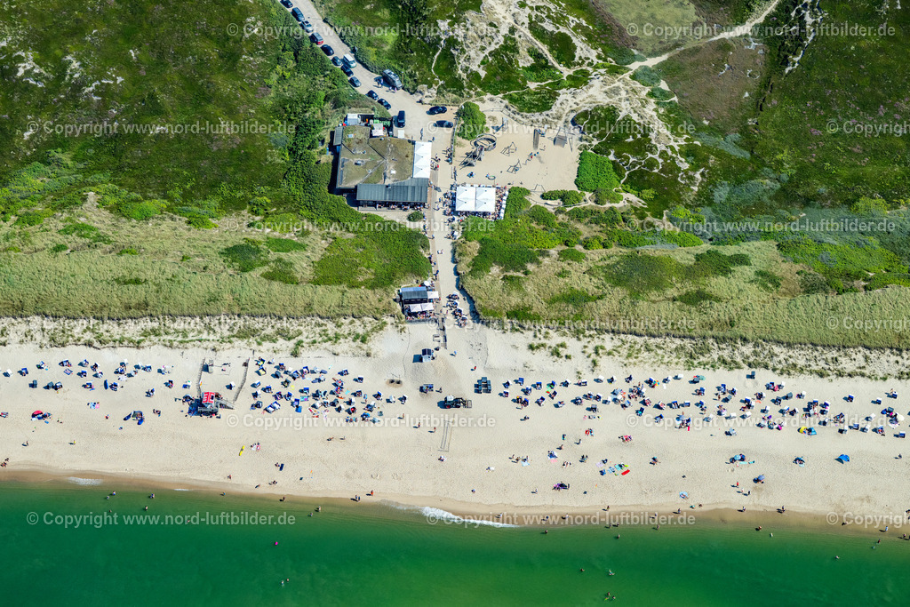 Sylt_Rantum_Gaststätte_Sansibar_ELS_5395130825 | SYLT 13.08.2025 Gebäude des Restaurant " Sansibar " im Ortsteil Rantum (Sylt) in Sylt auf der Insel Sylt im Bundesland Schleswig-Holstein, Deutschland. // Building of the restaurant " Sansibar " in the district Rantum (Sylt) in Sylt on Island Sylt in the state Schleswig-Holstein, Germany. Foto: Martin Elsen