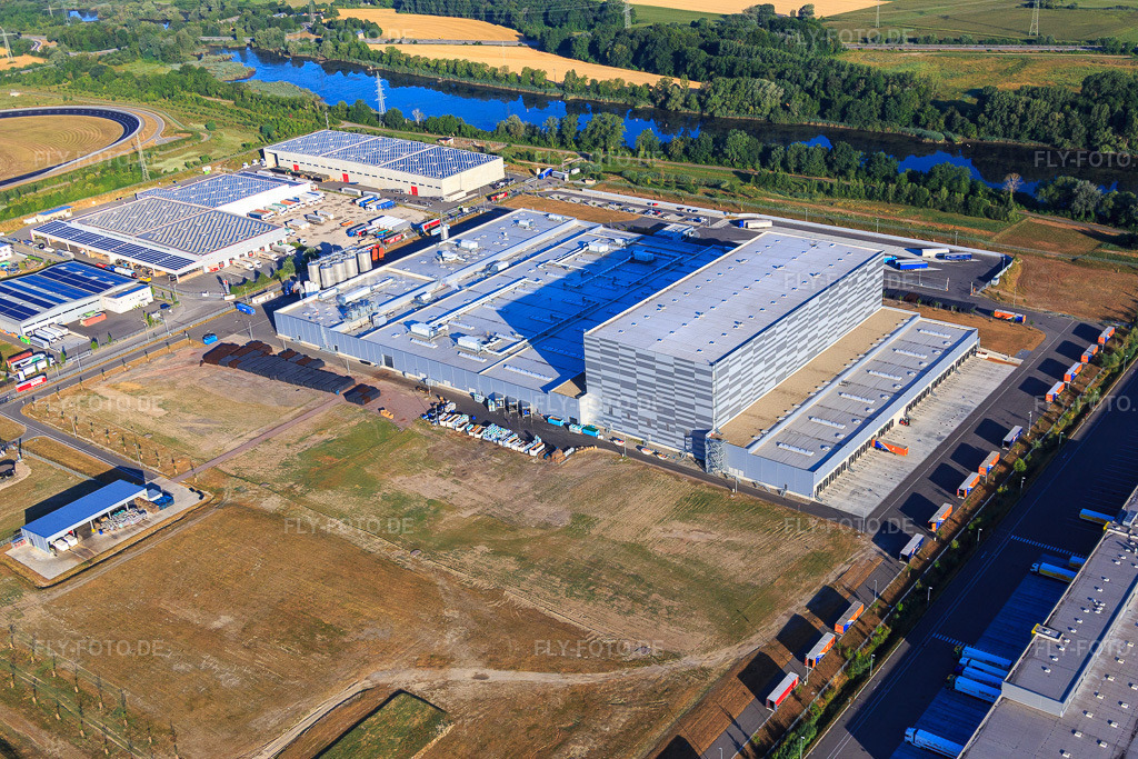 Luftbild: Pfälzer Erfrischungsgetränke GmbH in Wörth am Rhein im Bundesland Rheinland-Pfalz in Deutschland. Foto: IMG_083816.jpg vom 26.07.2015 durch Werner Riehm/FLY-FOTO.deMEG Gruppe - MEG Gruppe