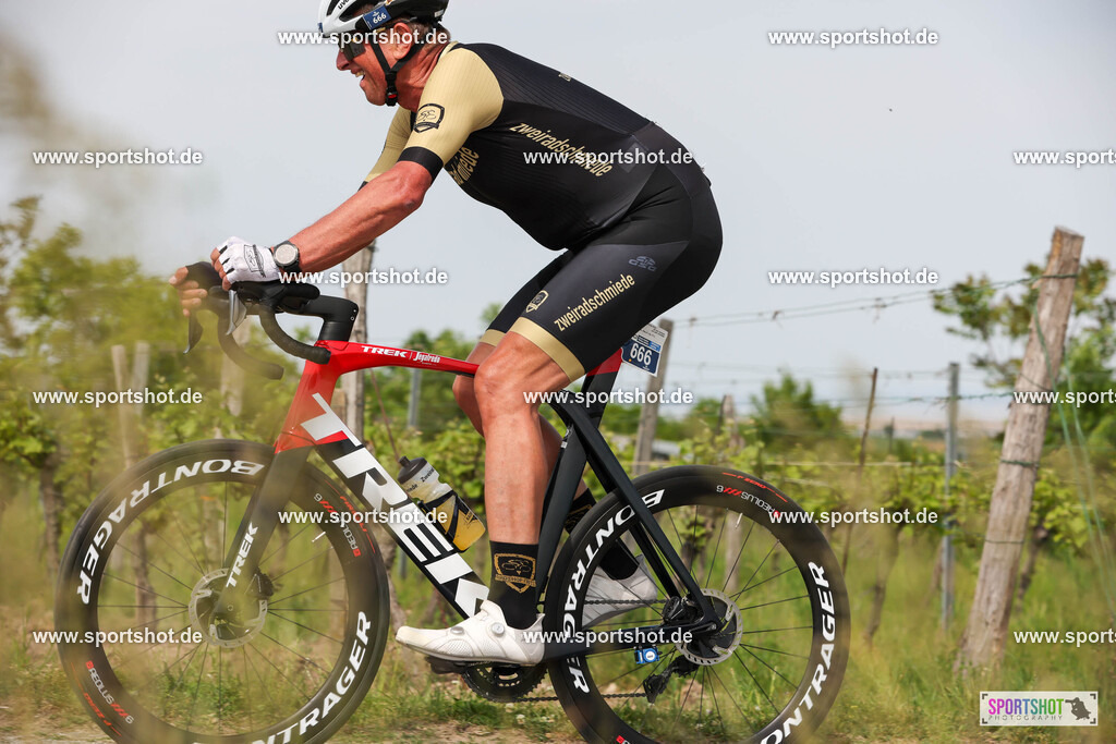 007A5479 | Neusiedler See Radmarathon 2025 #neusiedlerseeradmarathon #yourpictrs #sportshot_your_pictrs @Sportshotphotography Copyright:www.sportshot.de