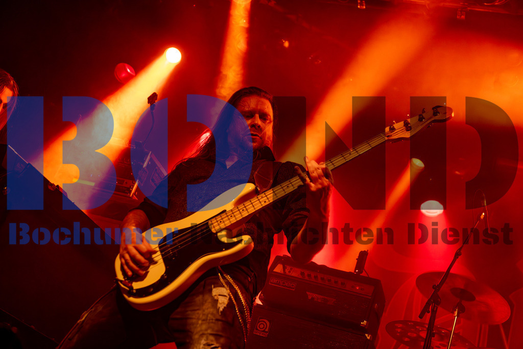 SES_NURDIO20250102-53 | bond - Realisiert mit Pictrs.com