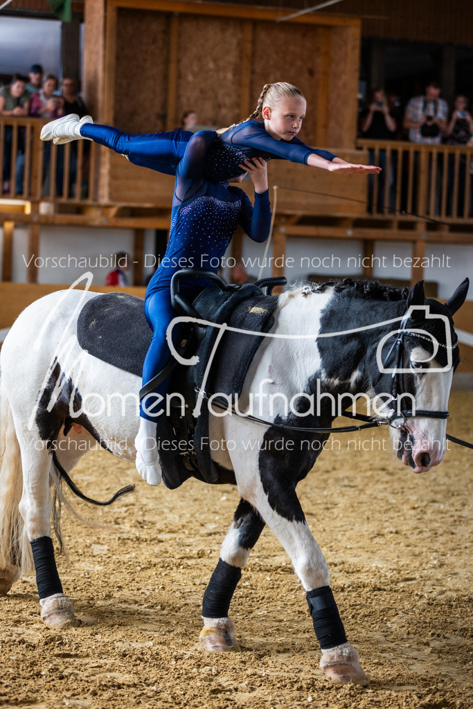 SS-Maxi-025 | MomenTaufnahmen Pferdesportfotos