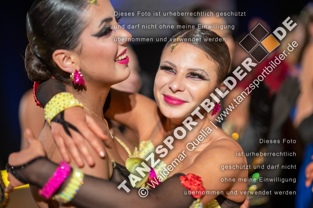 20260322-13160 | Hier finden Sie Tanz Bilder vom Latein und Standard Formationen tanzen. Sportbilder vom Tanzsport. Schöne Fotos und von Weltmeisterschaft, Europameisterschaft, Bundesliga, Regionalliga, Oberliga und Landesliga sowie von GOC Stuttgart, DanceComp, WM Bremen