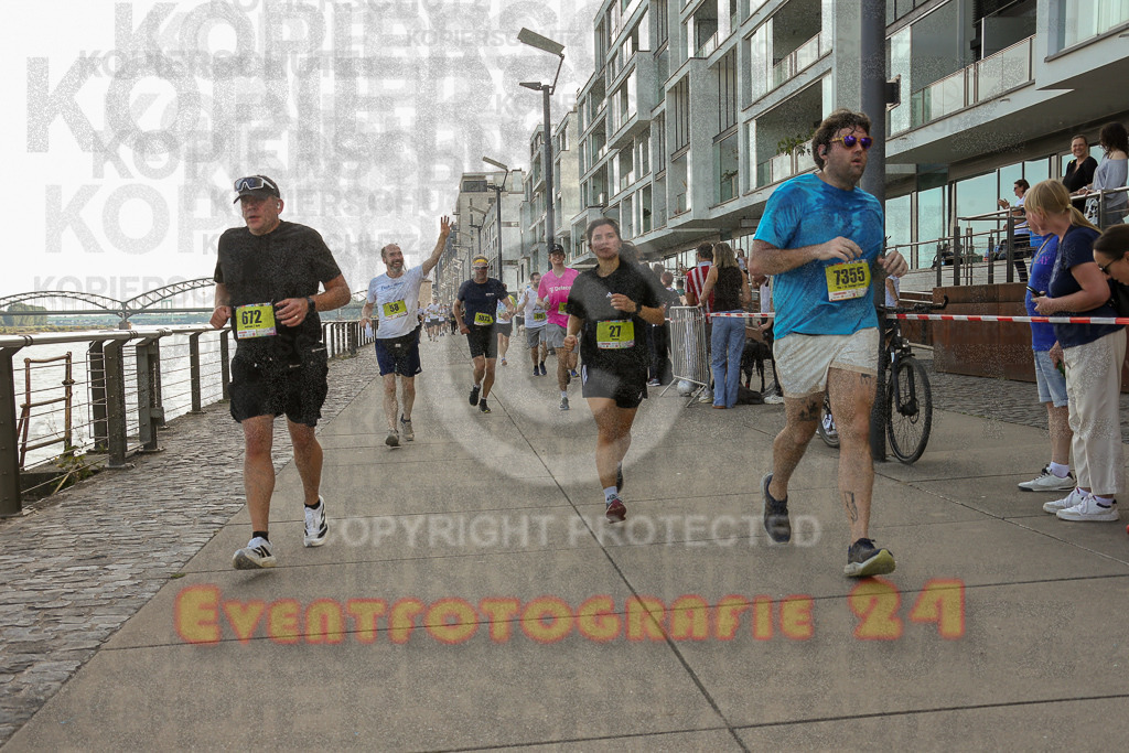 250920_1451_EX1_7930 | Sportfotografie im Rhein-Sieg Kreis, Köln, Bonn, NRW, Rheinland Pfalz, Hessen, etc. Unser Tätigkeitsfeld umfasst den Laufsport vom Volkslauf über den Marathon, Duathlon, Triathon bis zum Ultralauf wie Kölnpfad Ultra oder Schindertrail.