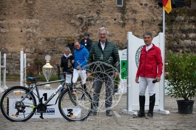 2B4A3377 | pixelfaenger - Realisiert mit Pictrs.com