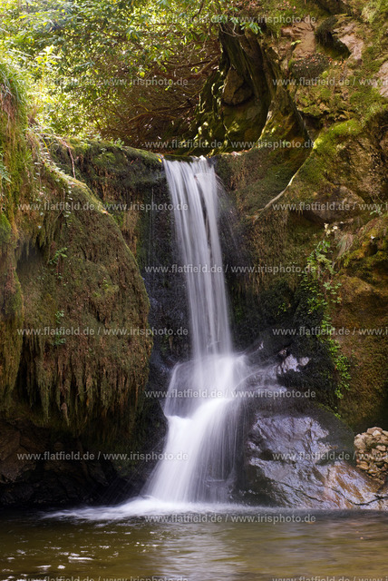 Geroldsauer Wasserfall (hoch) | Landschafsfoto des Geroldsauer Wasserfalls im Schwarzwald