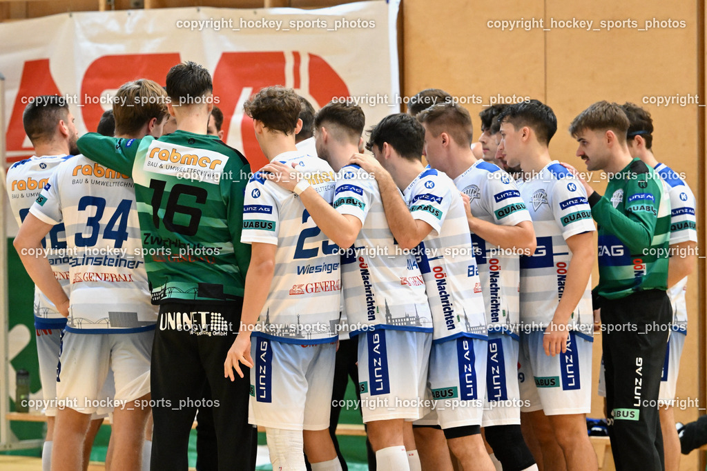 SC Ferlach vs. HC Linz AG 11.10.2023 | HC Linz Mannschaft, SC Ferlach vs. HC Linz AG 11.10.2023, SC Ferlach vs. HC Linz AG am 11.10.2023 in Ferlach (Ballspielhalle Ferlach), Austria, (Photo by Bernd Stefan)