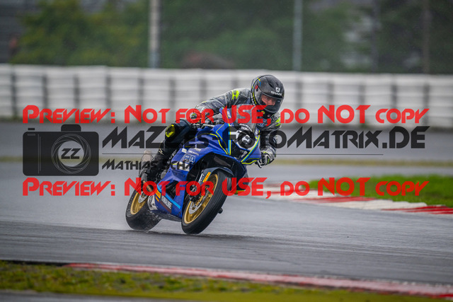 MaZZes_FotoMatrix_240830_6007705_2006 | R7