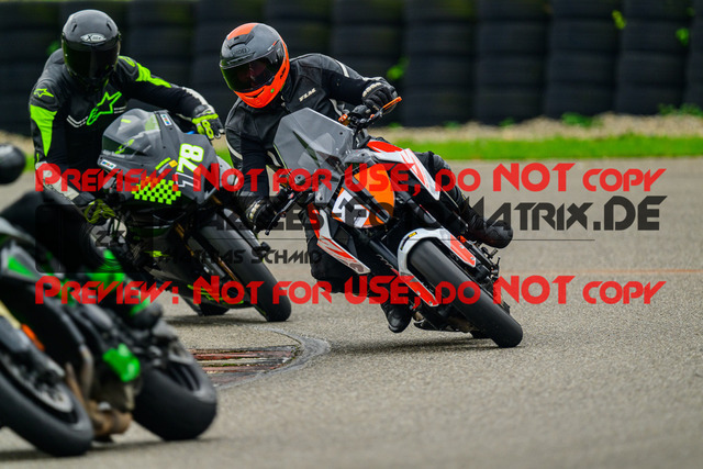 MaZZes_Fotomatrix_20241003_6007705_4263 | GELB