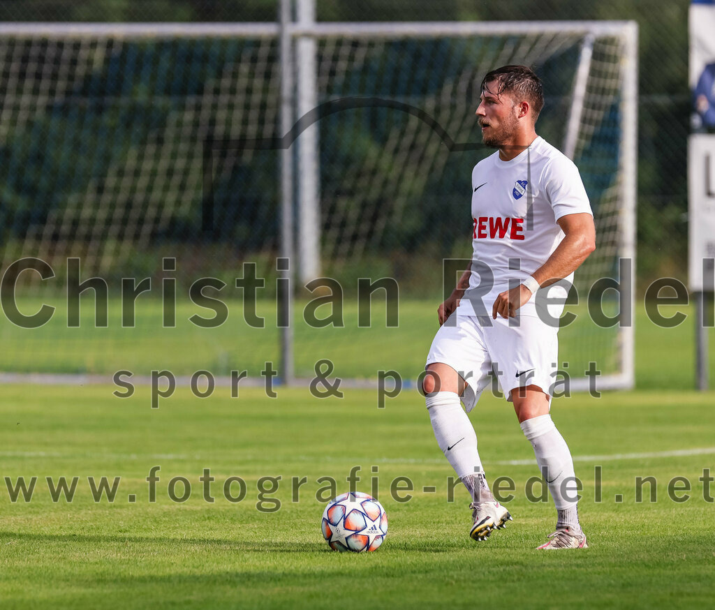 2023-07-28_065_FC_Eitting_gegen_FC_Moosburg | Eitting, Deutschland, 28.07.2023:
Fußball, Kreisliga 2023 / 2024, 1. Spieltag, FC Eitting gegen FC Moosburg, Endergebnis: 1:1

Michael Schrödl (FC Eitting, #29)

Foto: Christian Riedel / fotografie-riedel.net