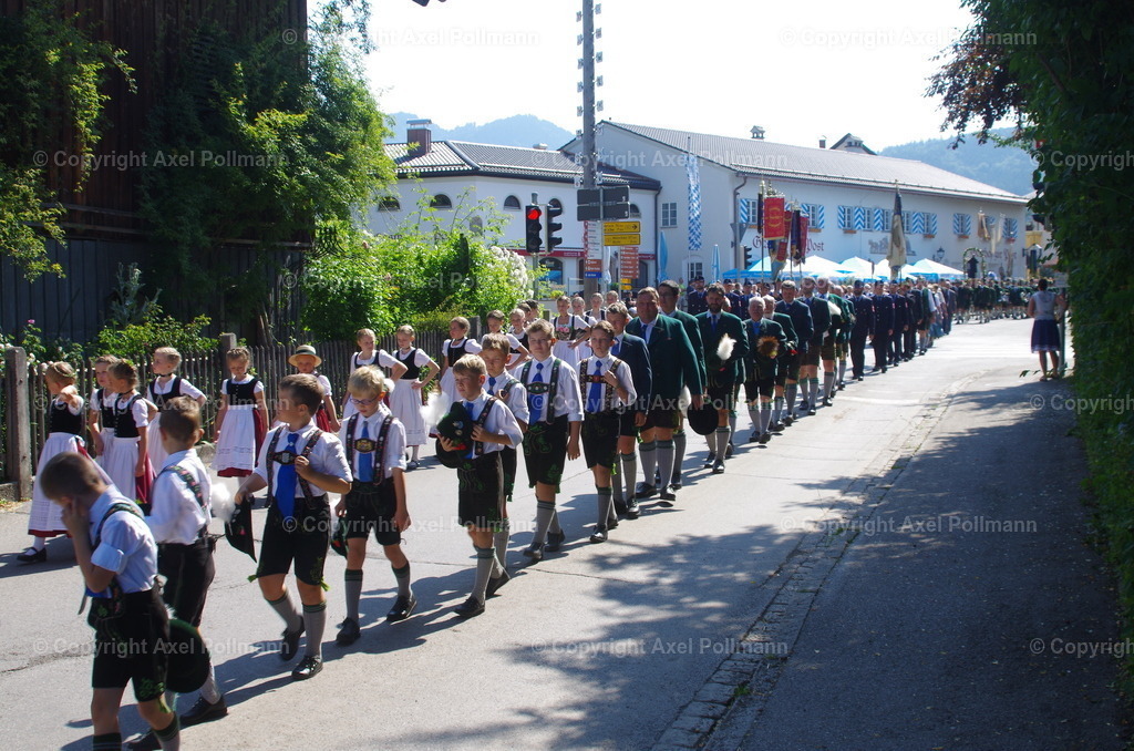IMGP4028 | fotografiert von Axel PollmannLeonhardi Wallfahrt Benediktbeuern und Murnau, Fronleichnam, Fasching, Landschaft im Loisachtal und Benediktbeuern  - Realisiert mit Pictrs.com