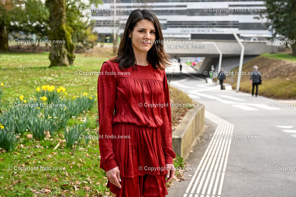 JKU_ Anna Hössinger-Kalteis_ Sub Auspiciis_ 23.03.2023-2 | 23.01.2023, Johannes Kepler Universitaet Linz, AUT, JKU, Anna Hoessinger-Kalteis, Sub Auspiciis, im Bild Anna Hoessinger-Kalteis