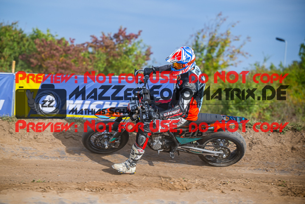 MaZZes_FotoMatrix_231001_7926 | S4