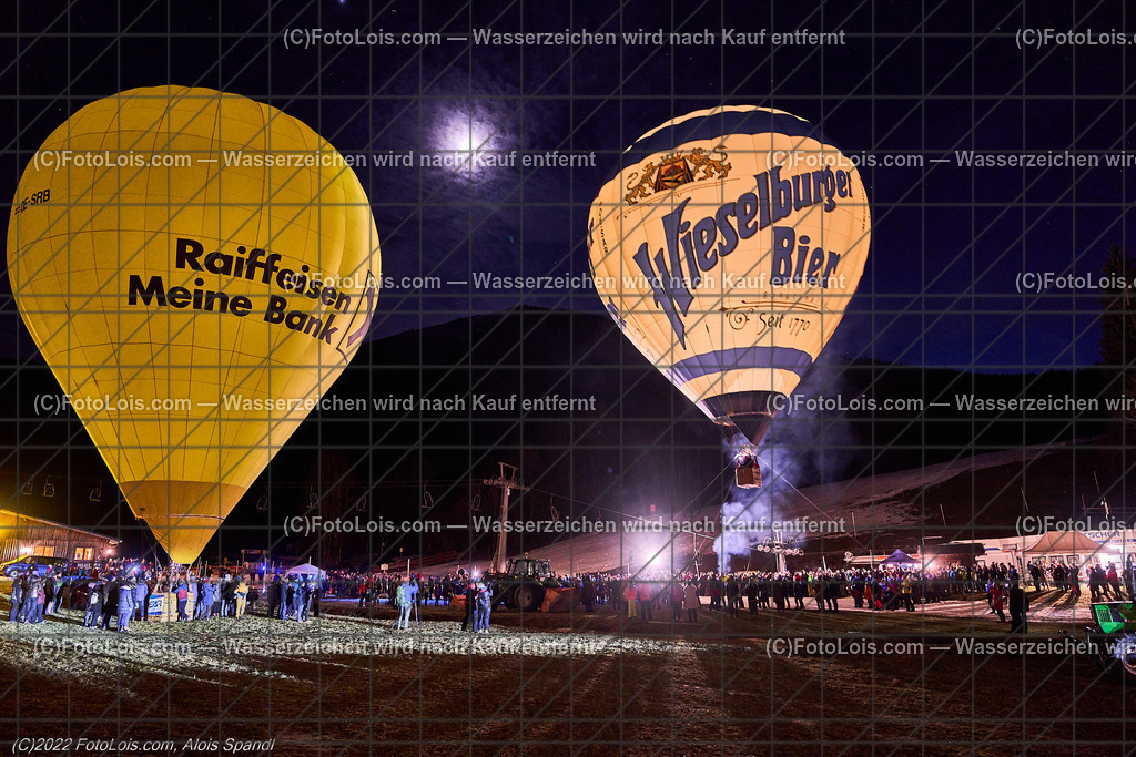 ALP0330_Nacht der Ballone_Lackenhof | (C)FotoLois.com, Alois Spandl, 'Nacht der Ballone' des Ballonclub ÖTSCHERLAND in Lackenhof/Weitental, gemeinsame Veranstaltung mit Tourismusverband ÖTSCHER, Mi 28. Dezember 2022.