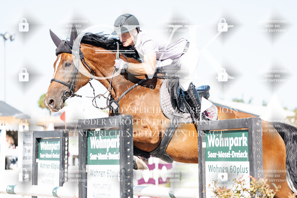 CK904881 | Turnierfotografie Pferdefotografie Trier Rheinland-Pfalz Pferdesport Reitsport Tierfotografie Sportfotografie Pferdevideo Pferdevideografie Equestrianvideography equestrianphotography  - Realisiert mit Pictrs.com