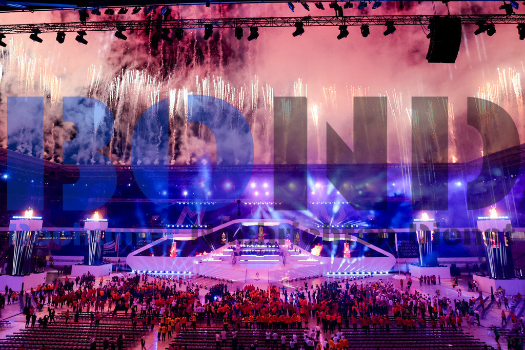 SES_TTGOPC20250716-211 | bond - Realisiert mit Pictrs.com