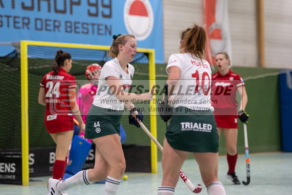 SFE_20221218_0108 | 1. Bundesliga Hockey Damen Rot-Weiss Köln - Crefelder HTCa am 18.12.2022 in Köln (KTHC Stadion Rot-Weiss Köln Tennis and Hockey Club), Photo: Stephan Fehrmann 2022 (Sports-Gallery),Anna Küskes ( Crefelder HTC #44 )