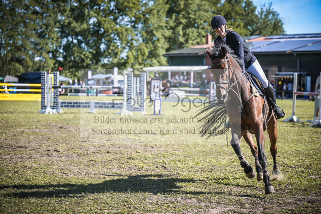 DOS_0107 | Entdecke hochwertige Reitturnierfotos von Foto Oger. Professionell, emotional und authentisch – jetzt Lieblingsmomente im Shop bestellen.Deutschlandweite Turnierfotografie. - Realisiert mit Pictrs.com
