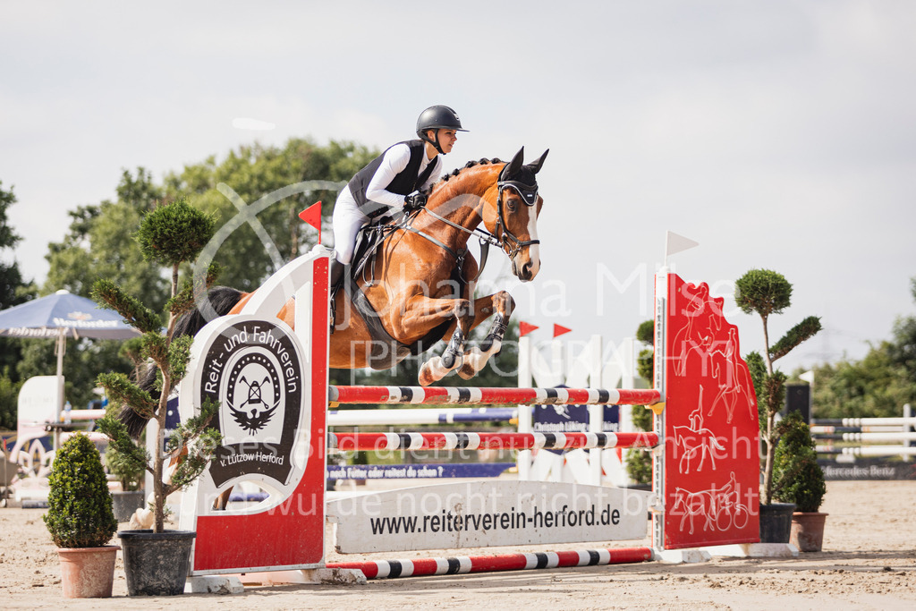 250629_PfSpTa_Stil-L2-325 | Deine schönsten Turniermomente als professionelle Fotos! Entdecke hochwertige Pferdesport-Fotografie im Online-Shop. Jetzt Fotos finden & bestellen!