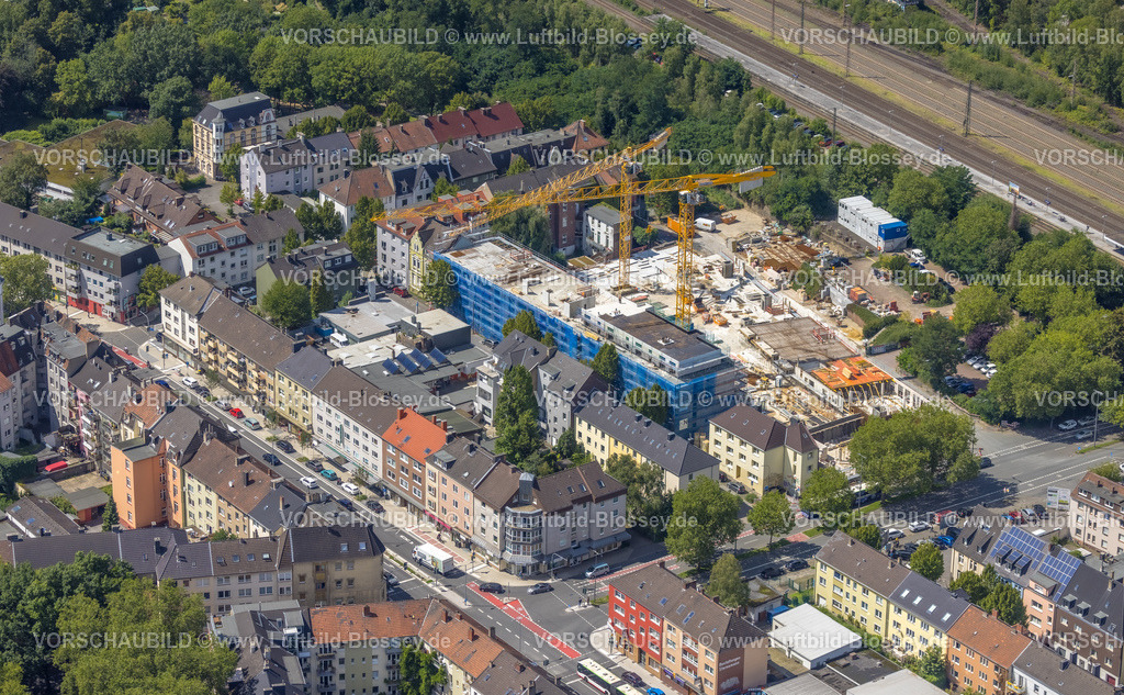 Bochum230802474 | Luftbild, Baustelle zwischen Diebergstraße und Ehrenfelder Straße, am Bahnhof Bochum-Ehrenfeld, Südinnenstadt, Bochum, Ruhrgebiet, Nordrhein-Westfalen, Deutschland