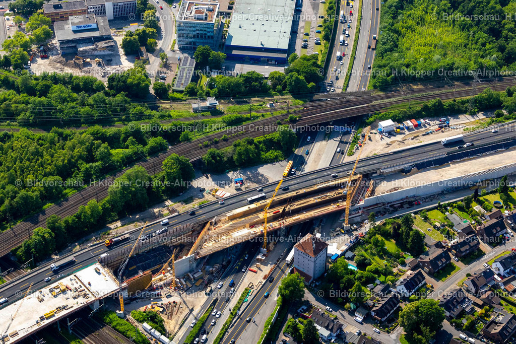 Luftbild Duisburg-4525 | Luftbildfotografie und Luftbilder Baustelle an der Verkehrsführung am Autobahnkreuz der BAB A40 - 3 " Kreuz Kaiserberg " in Duisburg im Bundesland Nordrhein-Westfalen, Deutschland - Realisiert mit Pictrs.com