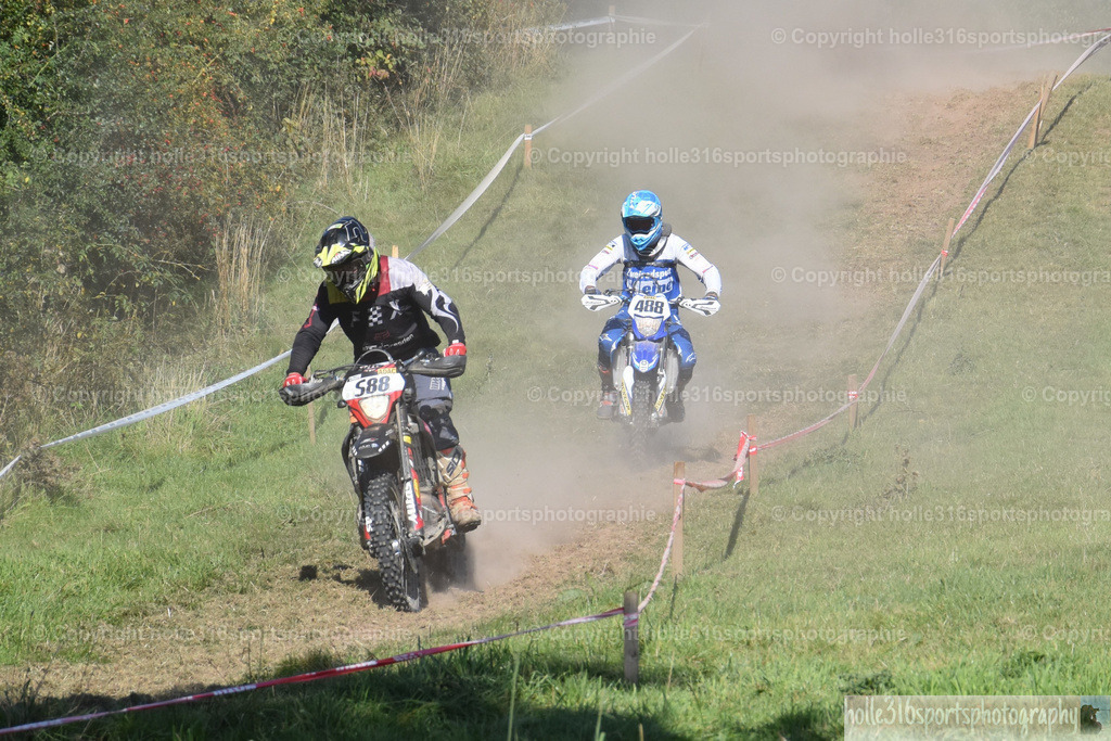 DSC_0105 | Sportfotografie , Motorsport, Motoross, Reitsport, Mointainbike, Enduro,
Landschaft , Outdoor, Eventfotografie, Landschaft, Bilder online bestellen - Realisiert mit Pictrs.com