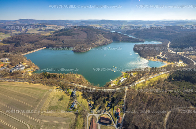 Meschede250304806 | Luftbild, Hennesee Hennetalsperre mit Staumauer, Waldgebiet und Hügellandschaft, Berghausen, Meschede, Sauerland, Nordrhein-Westfalen, Deutschland