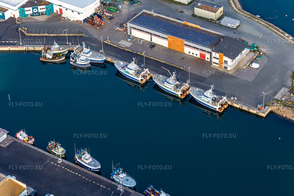 Vue aérienne: La Houle Marée à le quartier St-Guenole-St Pierre in Penmarch dans le département Finistère, France. Photo: IMG_132604.jpg prise le 17/06/2022 par Werner Riehm/FLY-FOTO.euRésolution de l'original: 5472 x 3648 px