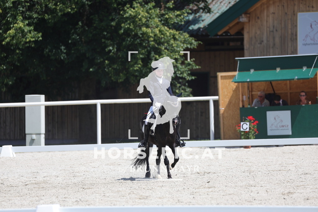 0P6A5727 | Willkommen bei Brunnmayr - Design & Fotografie – Ihrem Spezialisten für Reitturniere und Pferdeveranstaltungen in Oberösterreich, Salzburg und Bayern! Seit über 17 Jahren sind wir leidenschaftlich dabei.