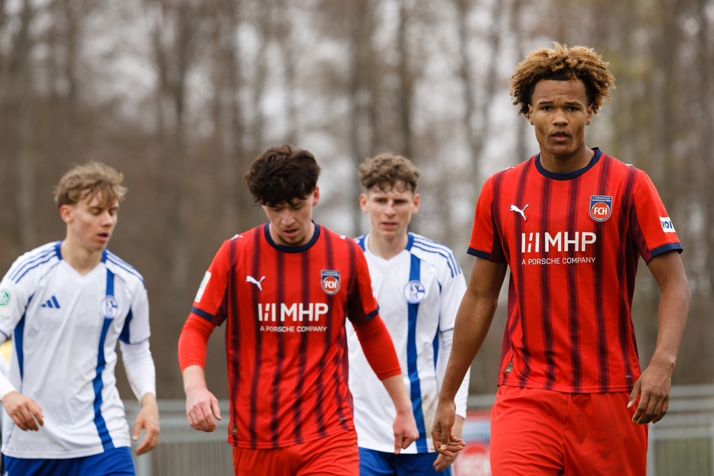 20260412-FCHS04_168 | 1.FC Heidenheim 1846 vs. FC Schalke 04, Fußball, U19, A-Junioren, NWL, U19-DFB-Nachwusliga, 2025/2026, 8. Spieltag, 12.04.2026 in Heidenheim, Walter-Birkhold-Jugendstadion (Foto: Michael Bulling) - Realisiert mit Pictrs.com