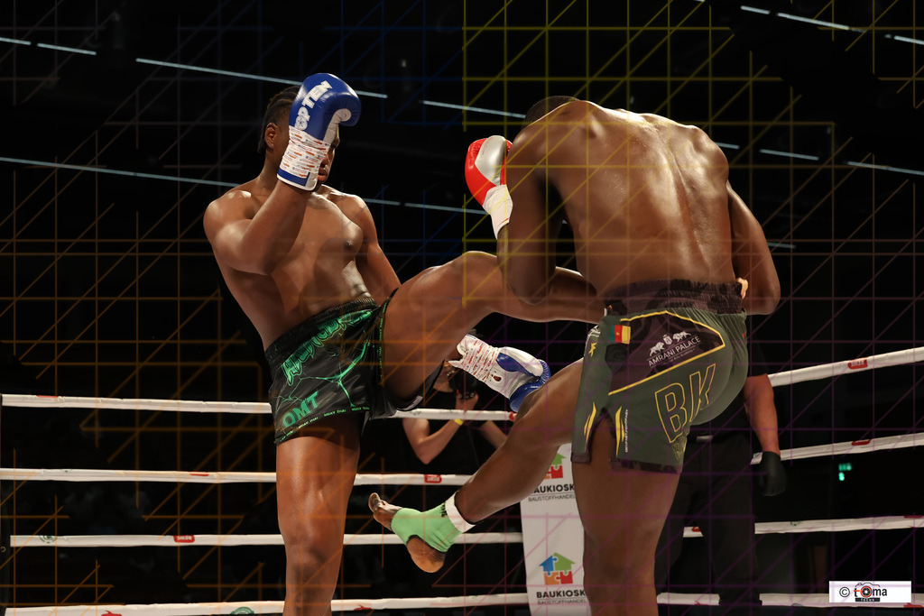 Finale Akingbade vs Kombou 25.04.2026 tomafocus Tb00110 | professionelle Sport- und Eventfotografie von Tomafocus – dynamische Bilder, emotionale Momente und hochwertige Aufnahmen für jeden Anlass. - Realisiert mit Pictrs.com