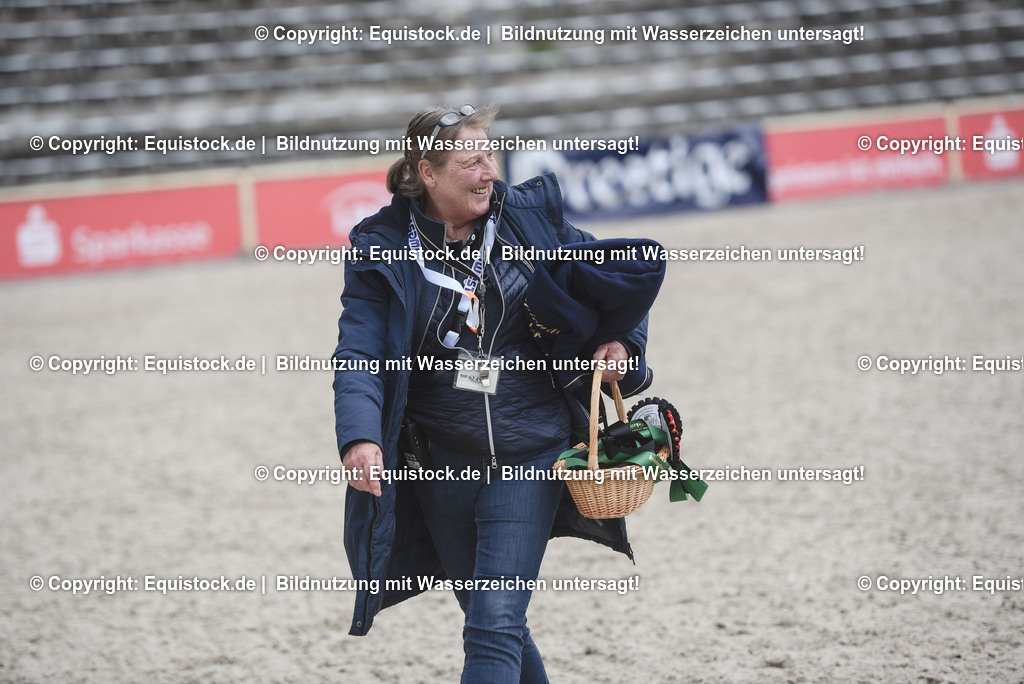 20230514_CCI4_Springen_0426 | equistock