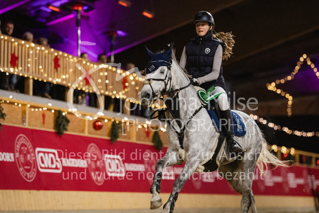 231118_PonyTrophy-310 | Deine schönsten Turniermomente als professionelle Fotos! Entdecke hochwertige Pferdesport-Fotografie im Online-Shop. Jetzt Fotos finden & bestellen!