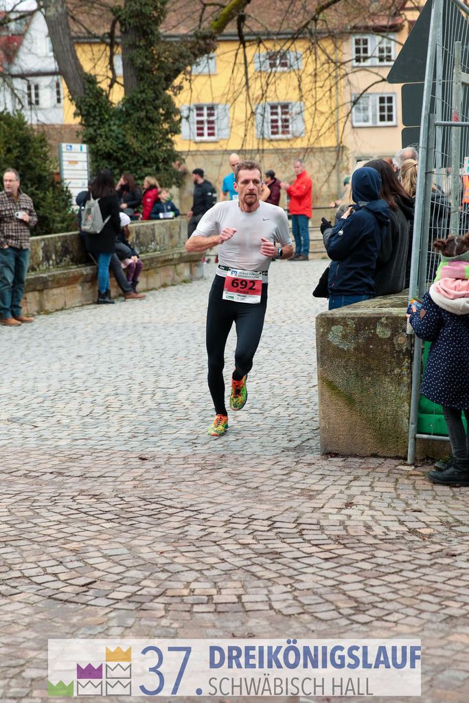 VR Bank Hauptlauf 10000m | 3 Koenigslauf 2023 - Realisiert mit Pictrs.com