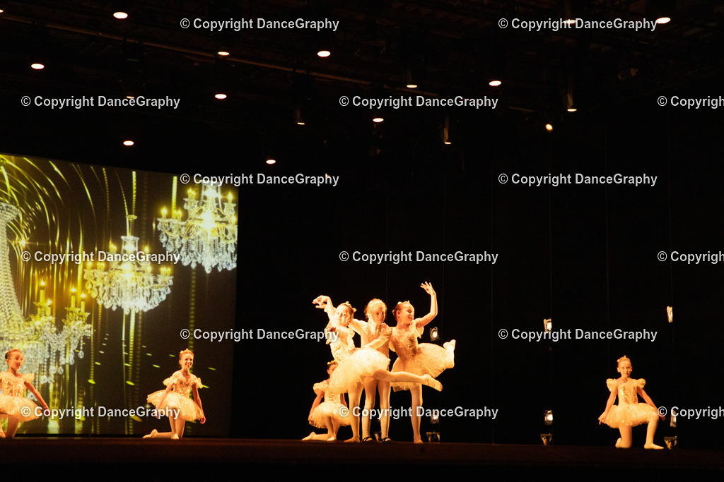 GPHY4550 | DanceGraphy - Realisiert mit Pictrs.com