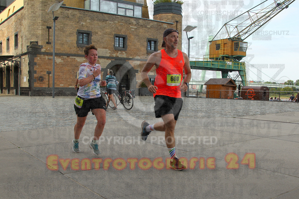 250920_1520_EV4_8474 | Sportfotografie im Rhein-Sieg Kreis, Köln, Bonn, NRW, Rheinland Pfalz, Hessen, etc. Unser Tätigkeitsfeld umfasst den Laufsport vom Volkslauf über den Marathon, Duathlon, Triathon bis zum Ultralauf wie Kölnpfad Ultra oder Schindertrail.