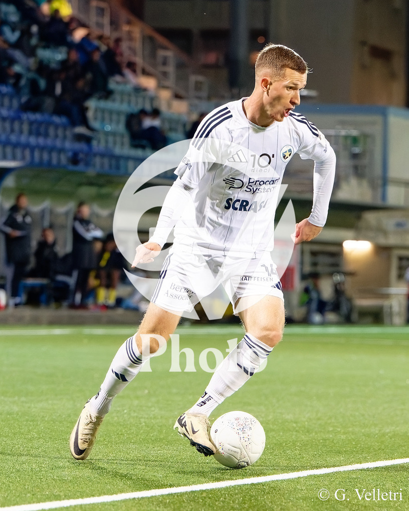 Challenge League - Etoile Carouge FC v FC Vaduz | Florian Hysenaj (14 Etoile Carouge FC) in action during the Challenge League game between Etoile Carouge FC and FC Vaduz at Stade de la Fontenette in Carouge, Switzerland