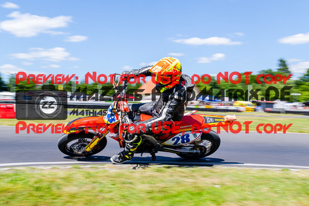 MaZZes_FotoMatrix_220702_1896 | S3