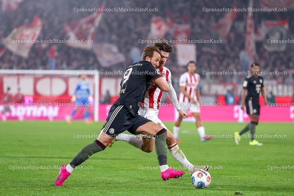 1FC14012601021 | 14.01.2026, Fußball, 1. FC Köln - FC Bayern München, 1. Fußball Bundesliga, 17. Spieltag, RheinEnergie-STADION, Saison 2025 2026: Harry Kane (FC Bayern Muenchen #09) im Zweikampf gegen  Jan Thielmann (1FC Koeln #29)  DFB regulations prohibit any use of photographs as image sequences and or quasi-video.