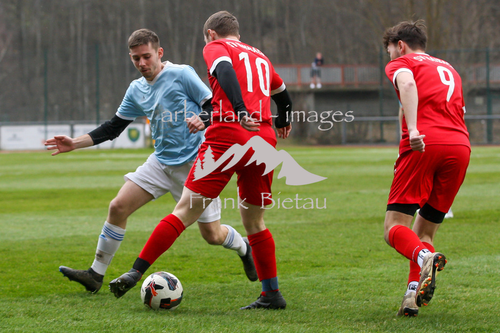 993T5388 | li. Lukas Lukaschik