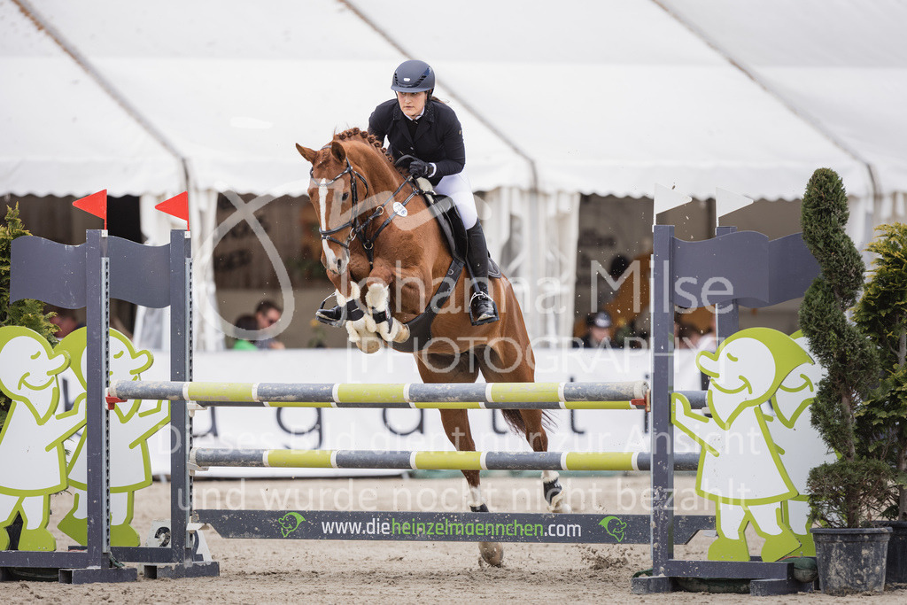 230519_MayDays_A2-Spr-U25-307 | Deine schönsten Turniermomente als professionelle Fotos! Entdecke hochwertige Pferdesport-Fotografie im Online-Shop. Jetzt Fotos finden & bestellen!