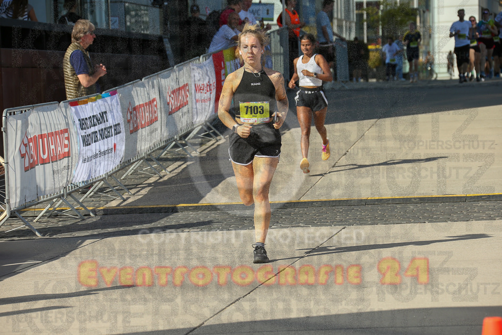 240921_1458_EX1_4127 | Sportfotografie im Rhein-Sieg Kreis, Köln, Bonn, NRW, Rheinland Pfalz, Hessen, etc. Unser Tätigkeitsfeld umfasst den Laufsport vom Volkslauf über den Marathon, Duathlon, Triathon bis zum Ultralauf wie Kölnpfad Ultra oder Schindertrail.