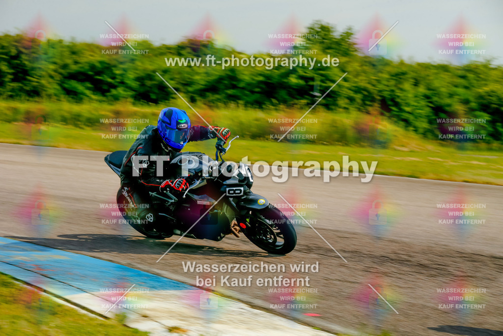 _MOT0610 | Hier findet Ihr Bilder von Touristenfahrten auf der Nürburgring Nordschleife oder von anderen Veranstaltungen die ich besucht habe. Viel Spass beim Durch Schauen 