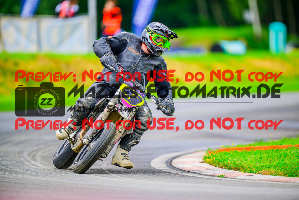 MaZZes_FotoMatrix_240609_6007705_3249 | SWISS S1