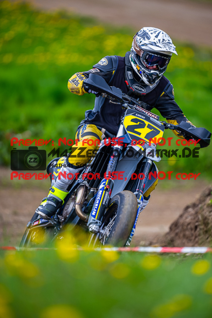 MaZZes_FotoMatrix_230506_0935 | S2